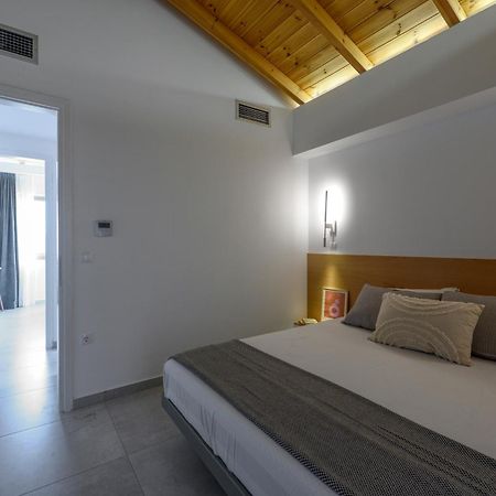 Lithos Retreat 2 Apartment Kalamata Exterior photo