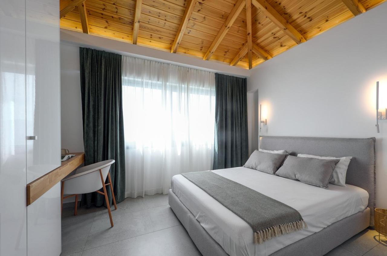 Lithos Retreat 2 Apartment Kalamata Exterior photo